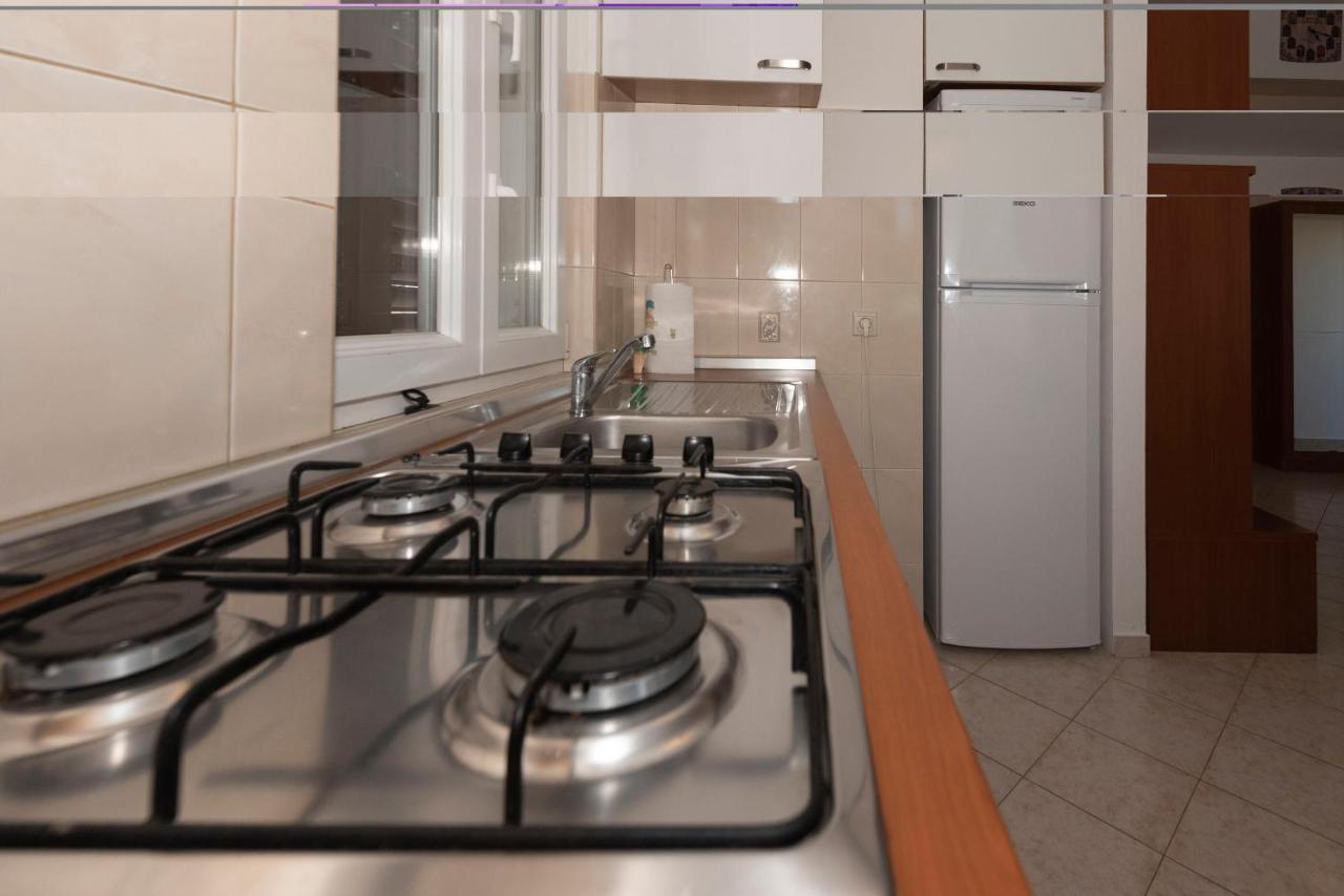 Apartments Max Ražanac Esterno foto